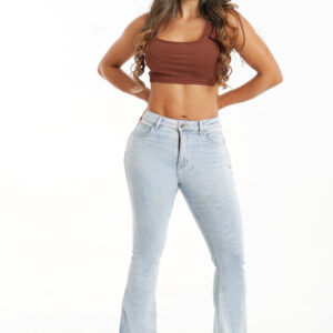 Jean Bootcut En Tono Denim Claro